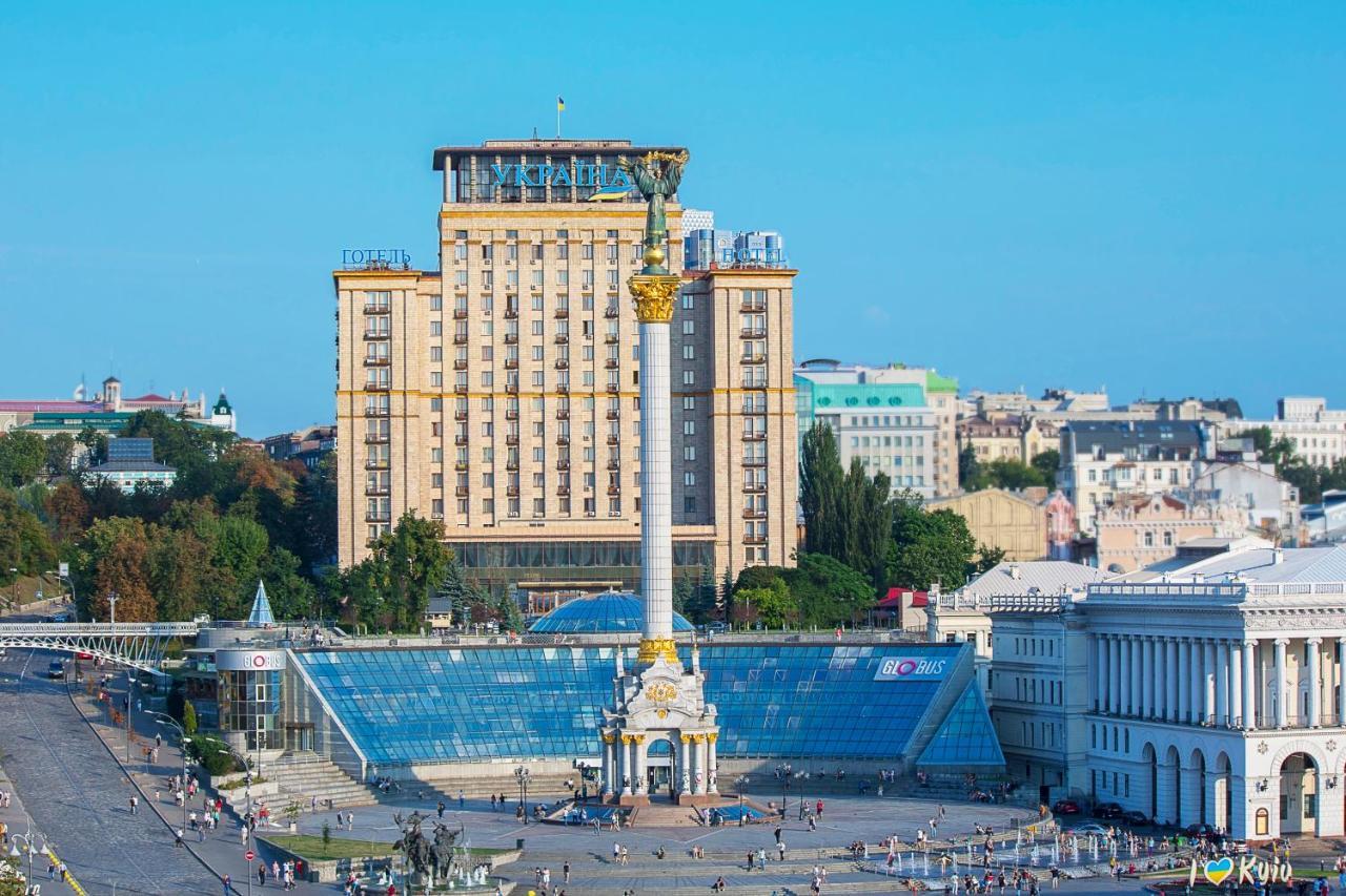 Готель Украина